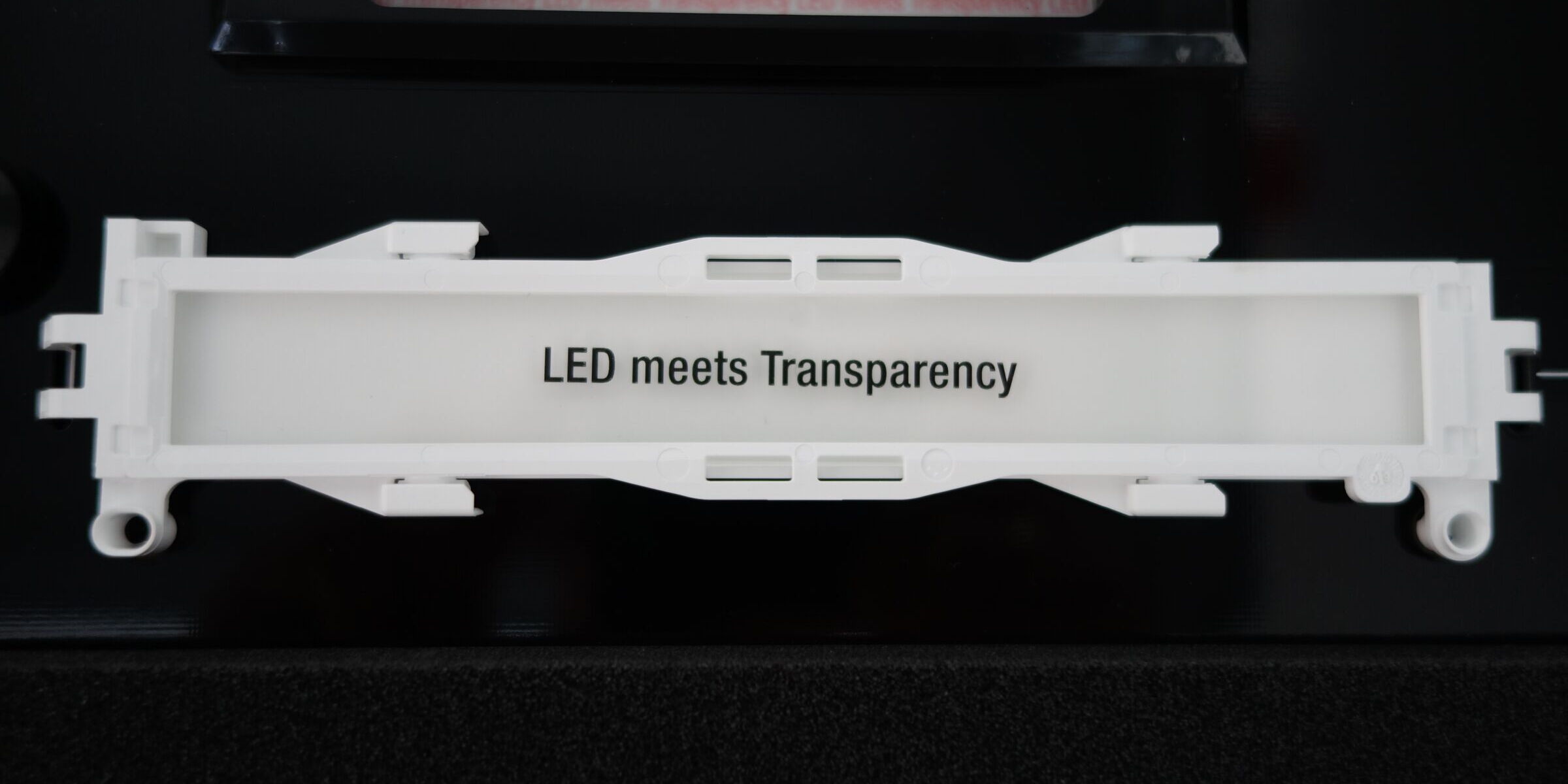 ACRYLITE® Edgelight - ACRYLITE®